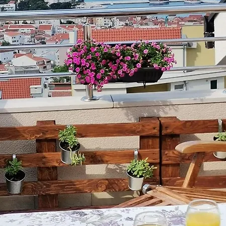 Pavlinovic * ماكارسكا