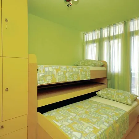 شقة Pavlinovic *
