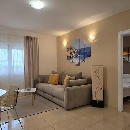 Pavlinovic Apartman Makarska