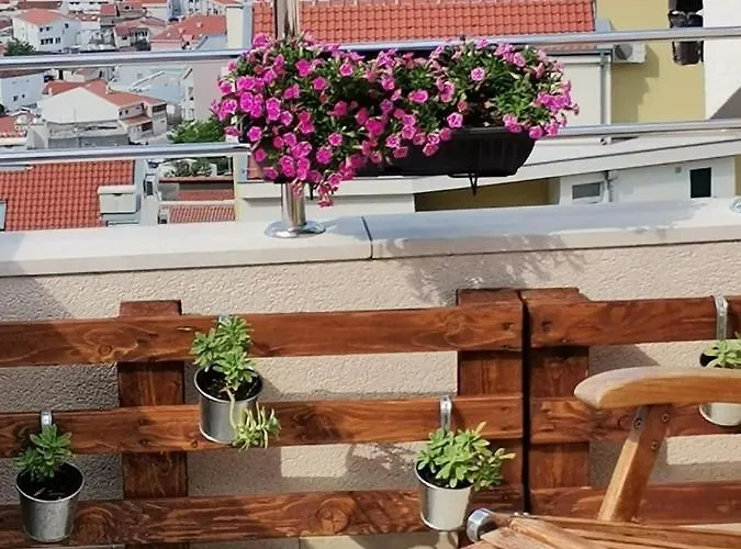 Pavlinovic * Makarska