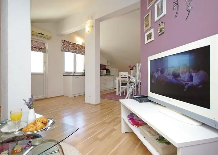 Pavlinovic * Makarska