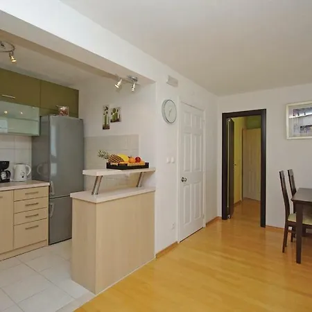 Pavlinovic * Makarska