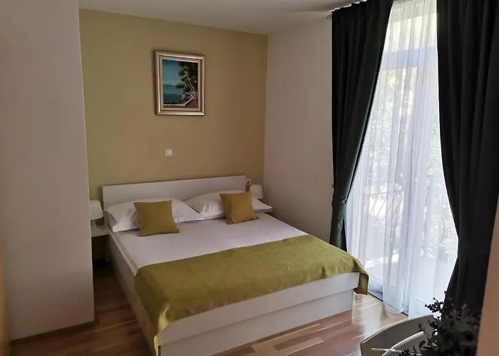 Apartment Pavlinovic *