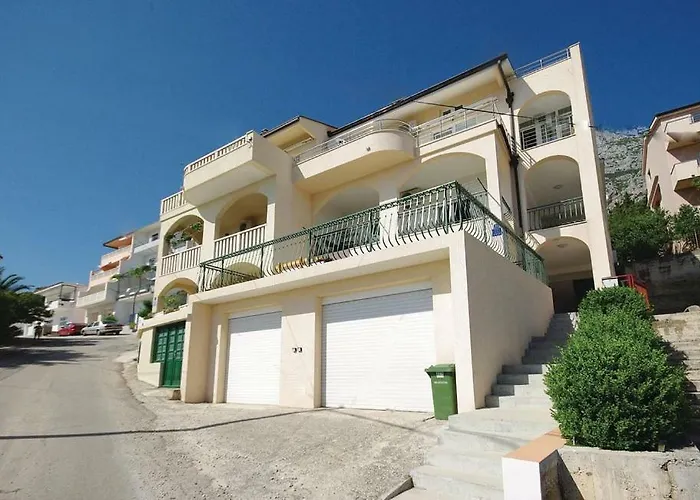 Apartment Pavlinovic *