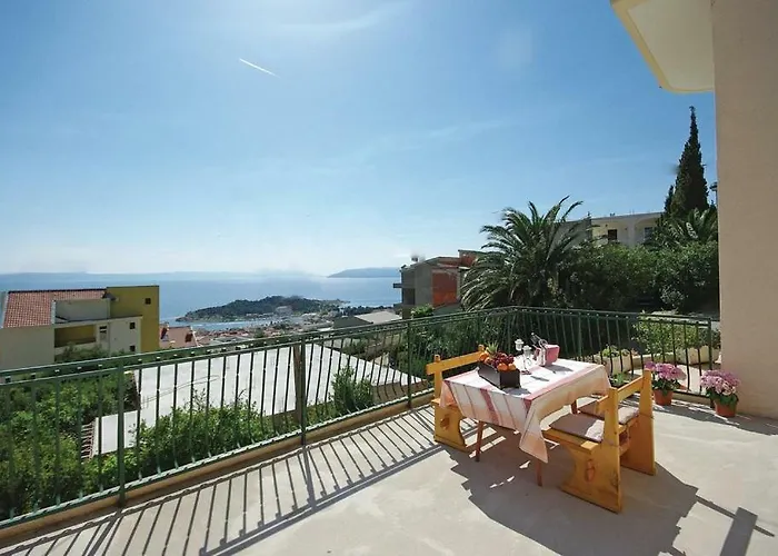 Pavlinovic Apartment Makarska